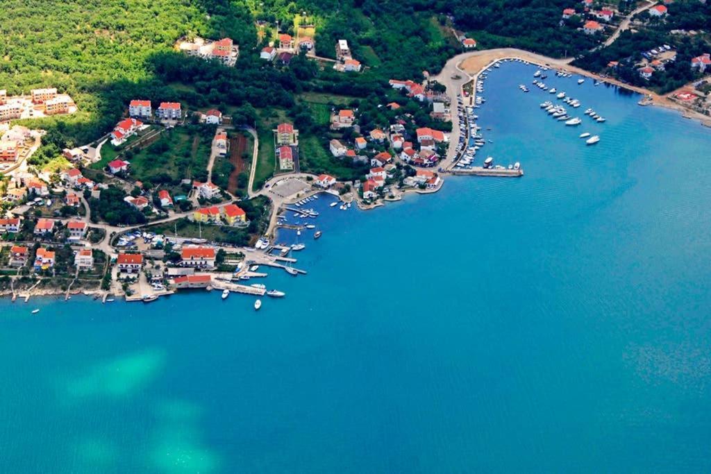 Apartment Mira 3 Klimno Bagian luar foto